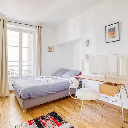 Apartment Guestready - Amazing Designer Apt Near The Arc De Triomphe!